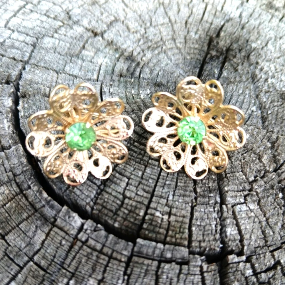 Vintage Elegant Gold Floral Earrings with Green Gem Statement Screw Back